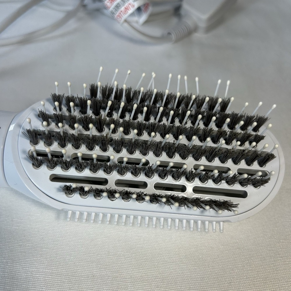 T3 AireBrush Duo Interchangeable Hot Air Blow Dry Brush 76650 - Picture 2 of 12